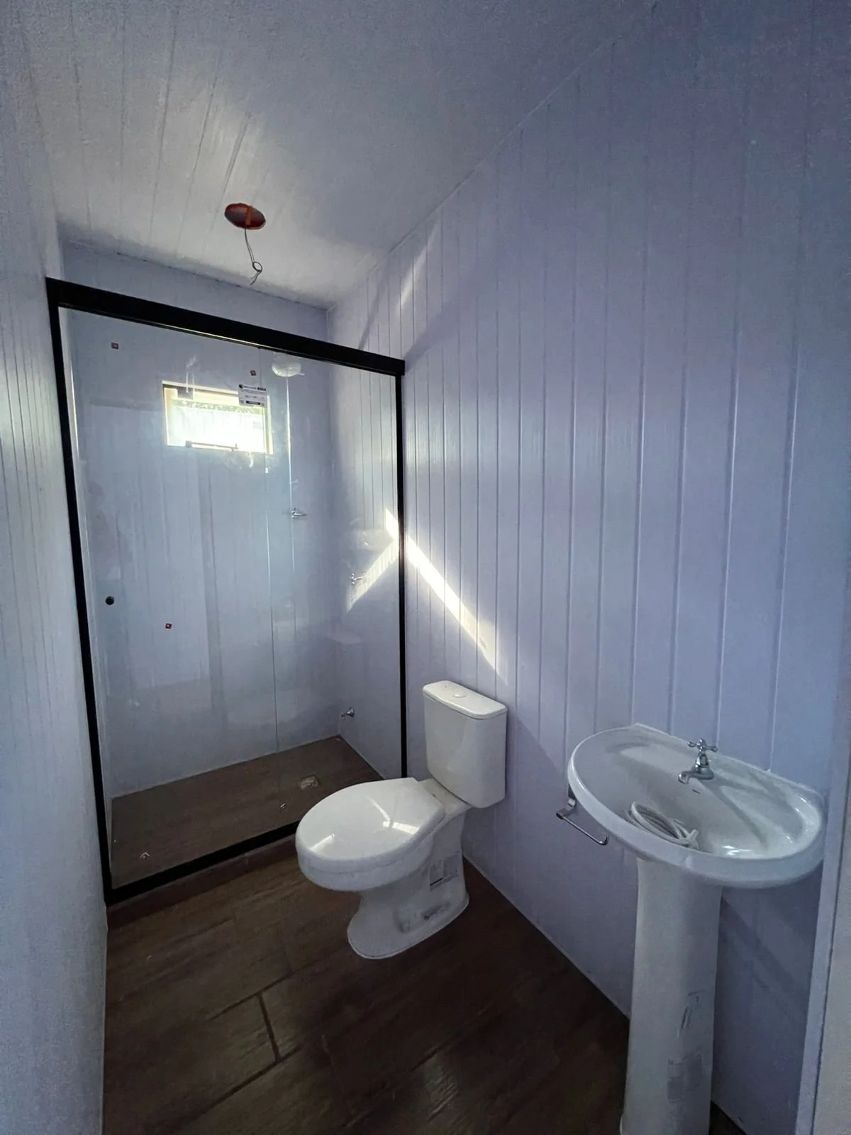 Baños en contenedor - Multitainer