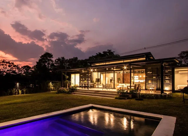 Casa de lujo - obra de Multitainer en contenedor